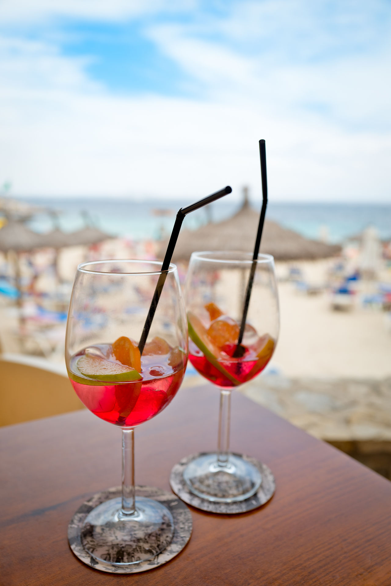 Drinks am Strand auf Mallorca