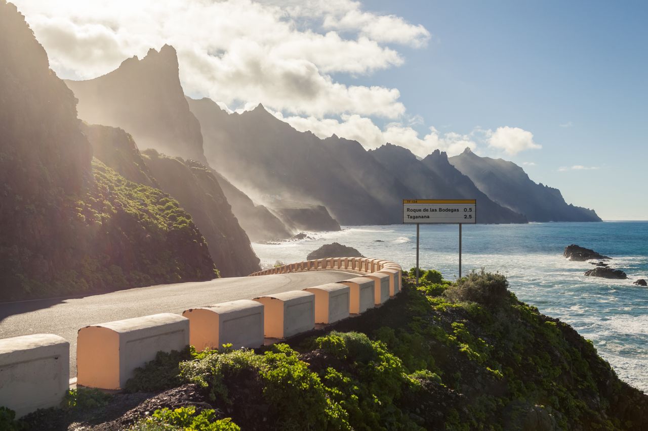 Holidays to Tenerife 2021/22 - Cheap Deals & Our Holiday Guide