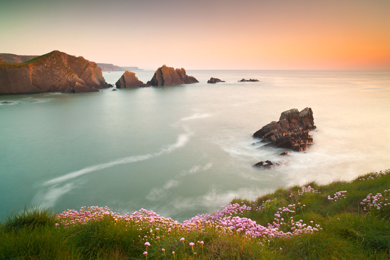 Sunset at Hartland Quay near a glamping spot in Cornwall