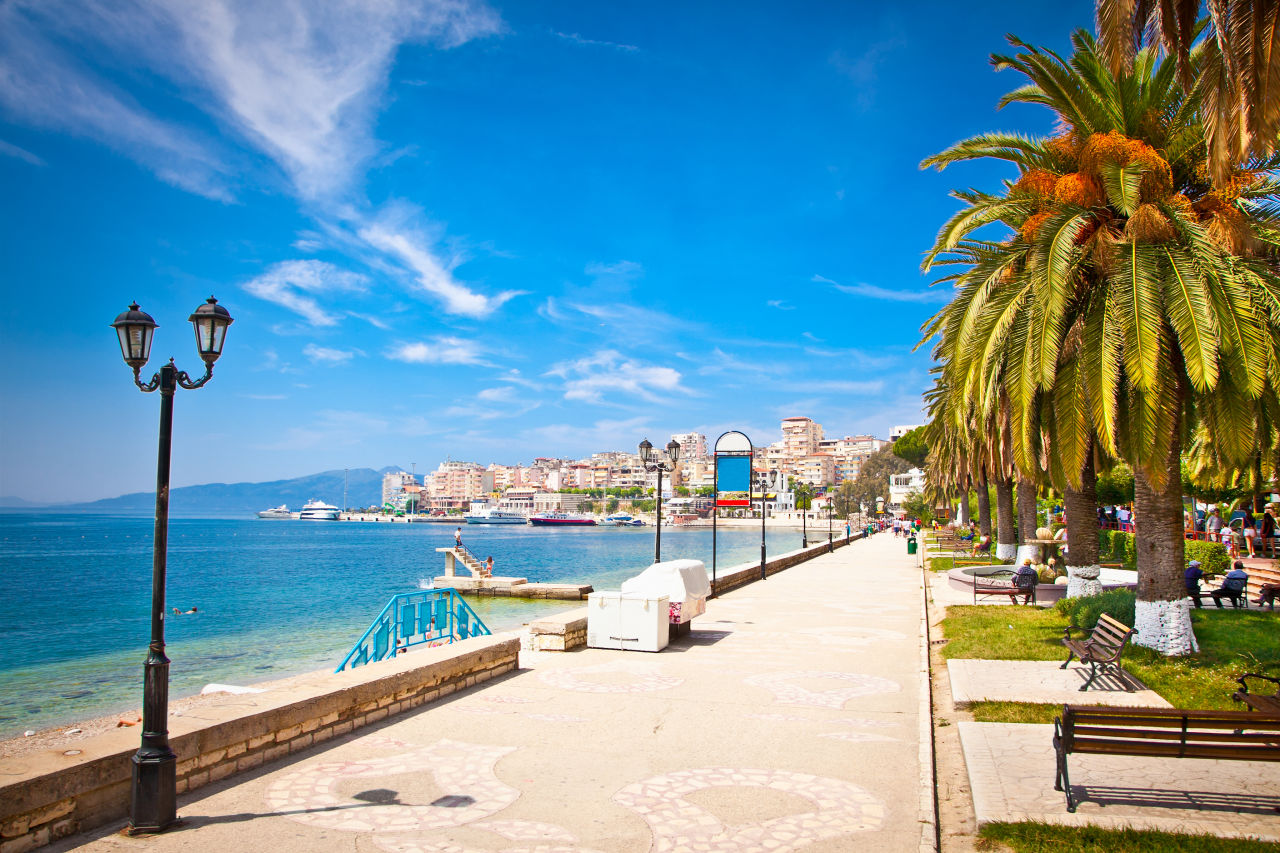 Promenade in Saranda, Albanien