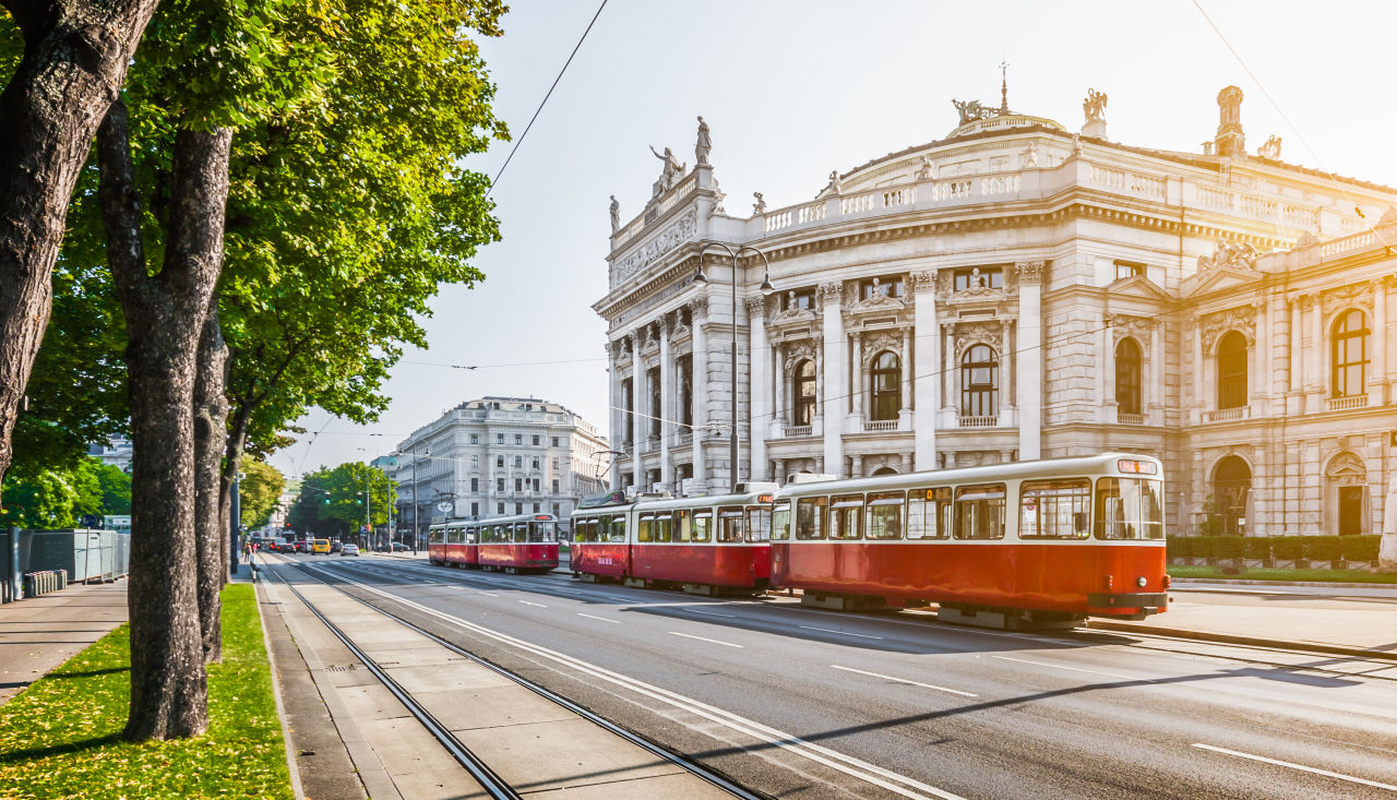 Wiener Ringtrasse vor dem Burgtheater