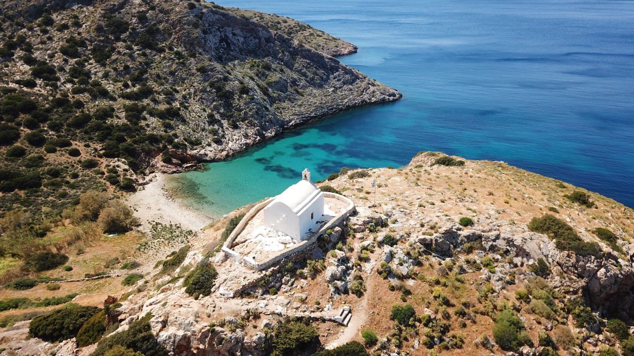 Bucht auf Syros, Griechenland