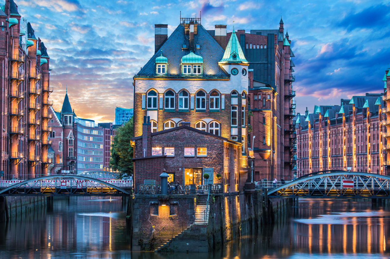 Hamburg Speicherstadt Brücken und Kanäle