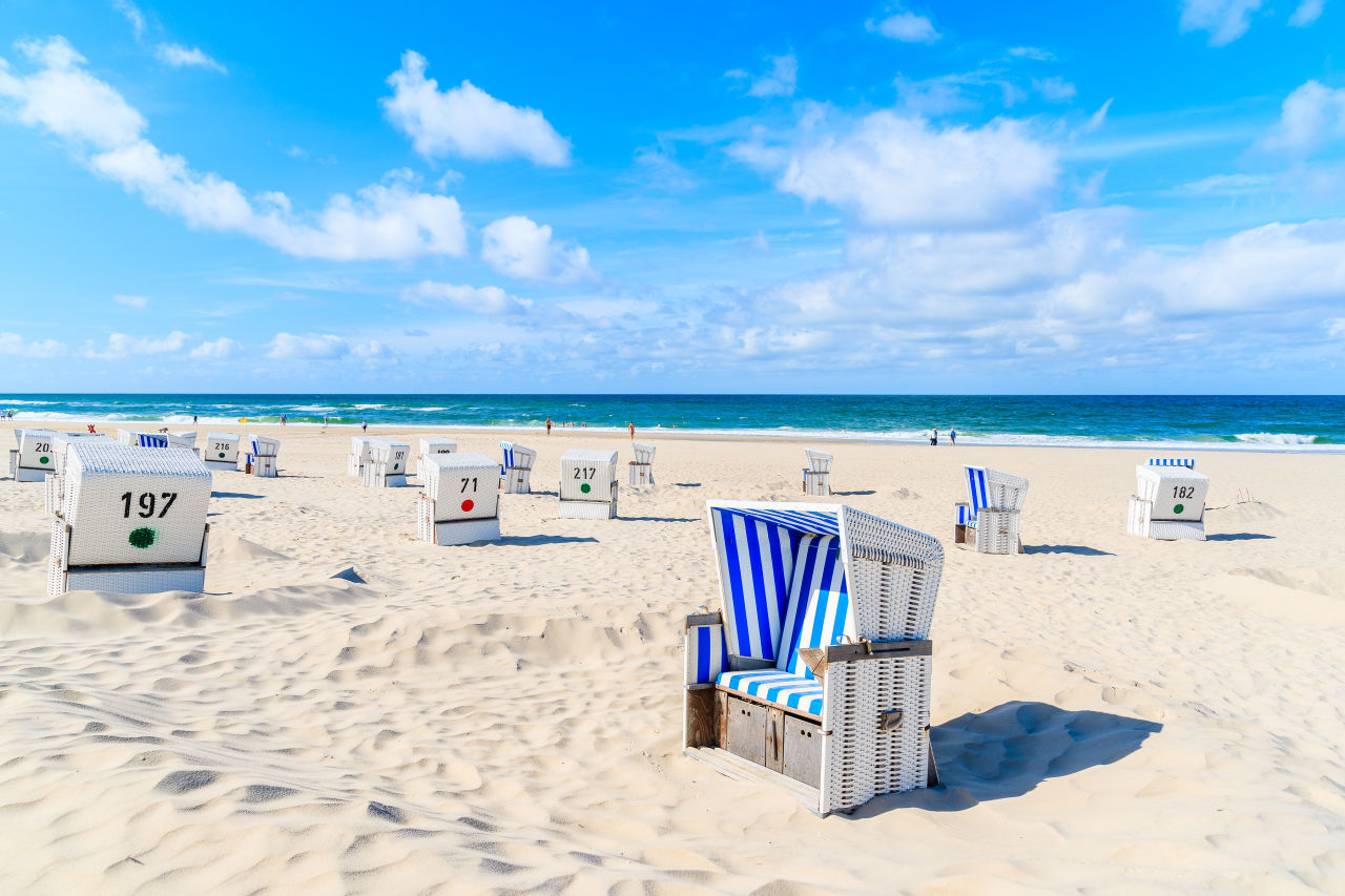 Strandstühle in Kampen auf Sylt, Nordsee