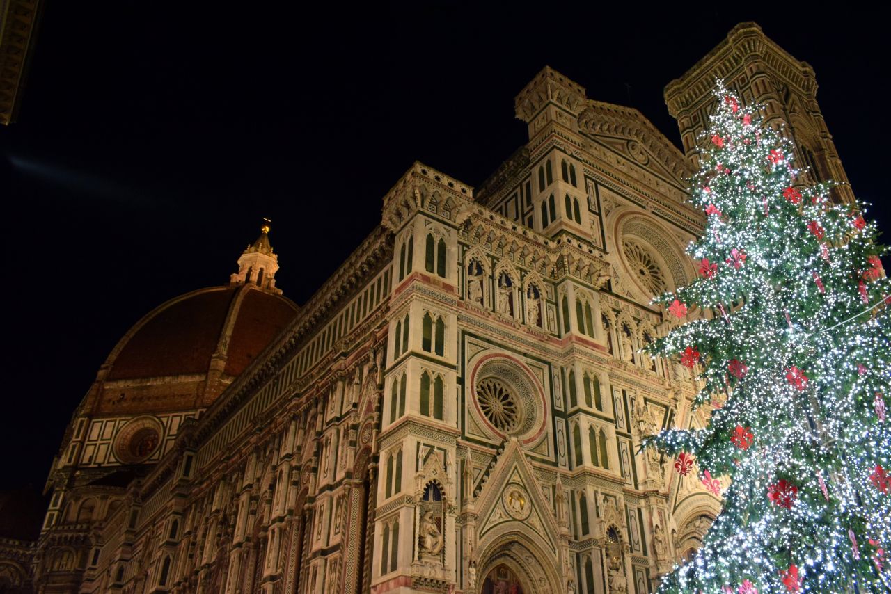The exterior of a stunning chapel in Florence