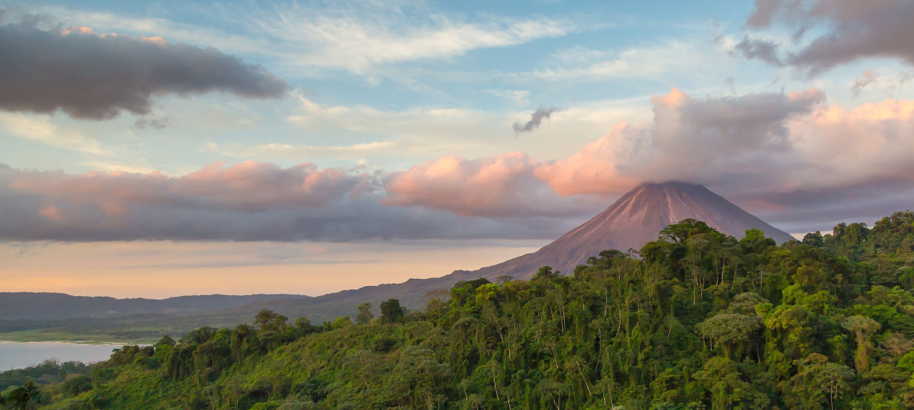 Arenal Vulkan Costa Rica Sonnenaufgang