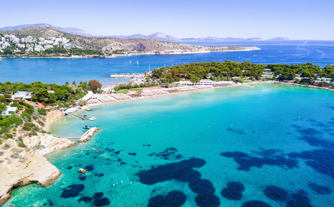Vue aérienne de la plage d’Astir à Athènes, en Grèce