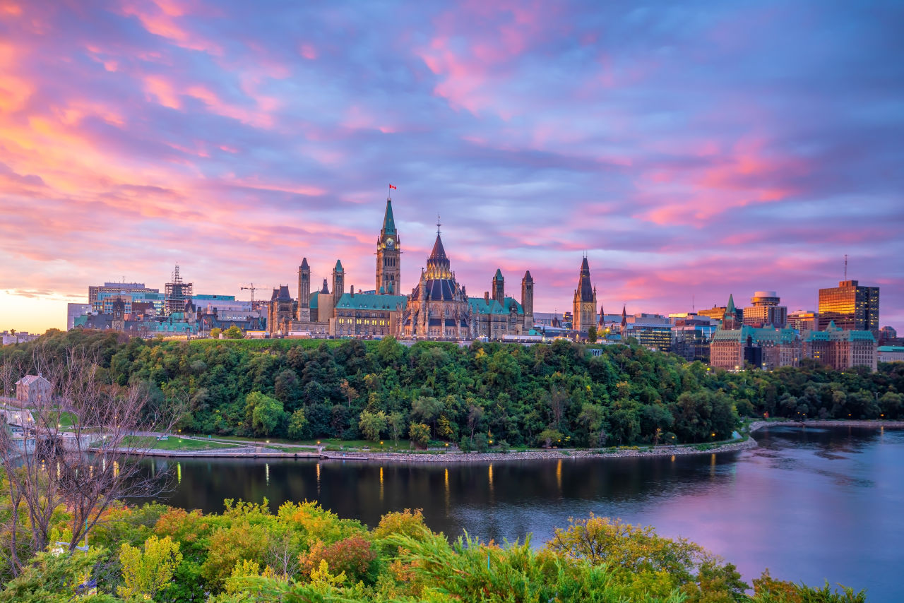Ottawa bei Sonnenuntergang
