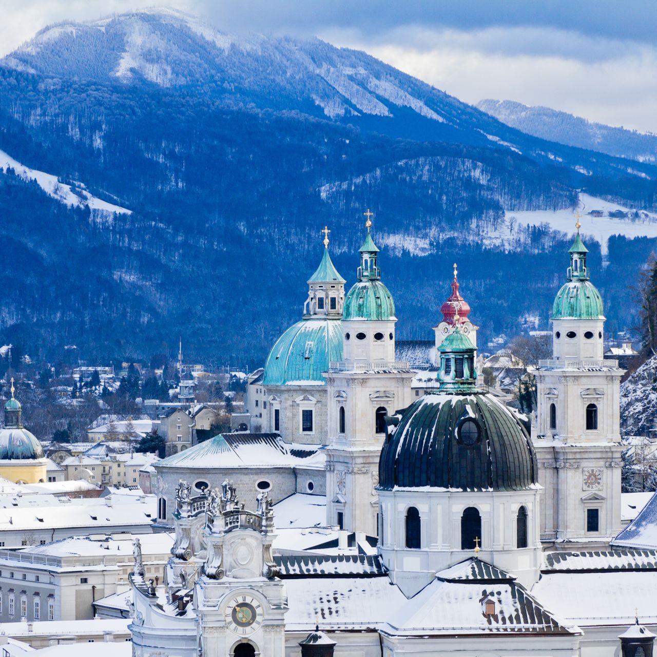 🎶 Escape to SALZBURG for a “Sound of Music” Alpine Adventure! 🇦🇹