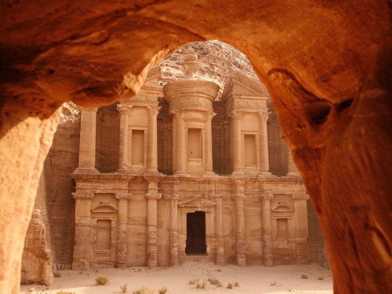 plane tickets to petra jordan