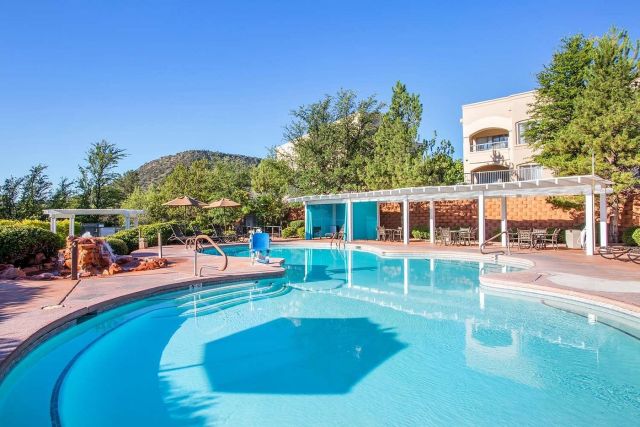 Hilton Vacation Club Ridge on Sedona pool