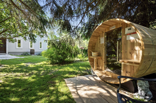 Outdoor sauna
