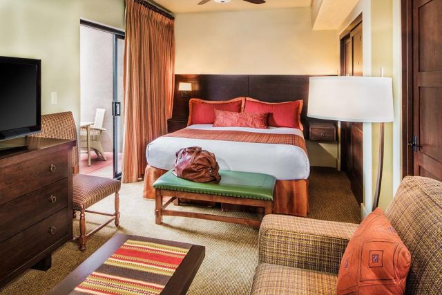 Hyatt Vacation Club at Piñon Pointe bedroom