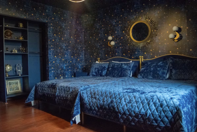 Wizard's Dark Manor Room