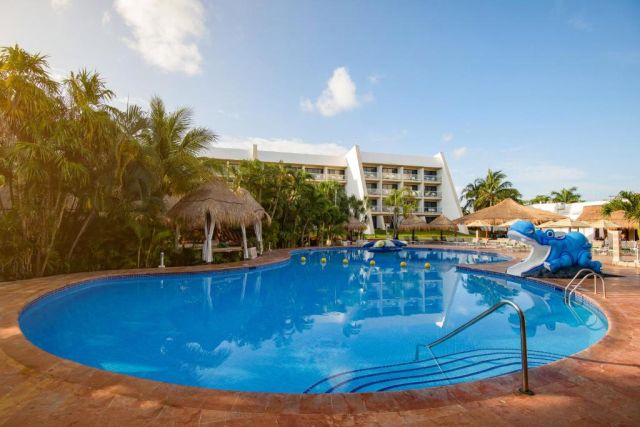 Melia Cozumel Resort Pool