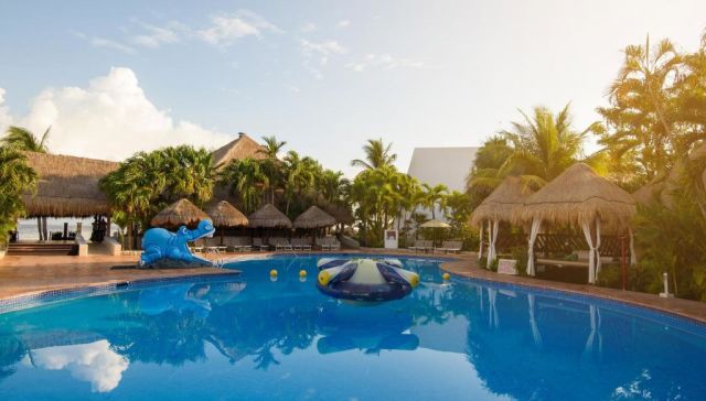 Melia Cozumel Resort Pool