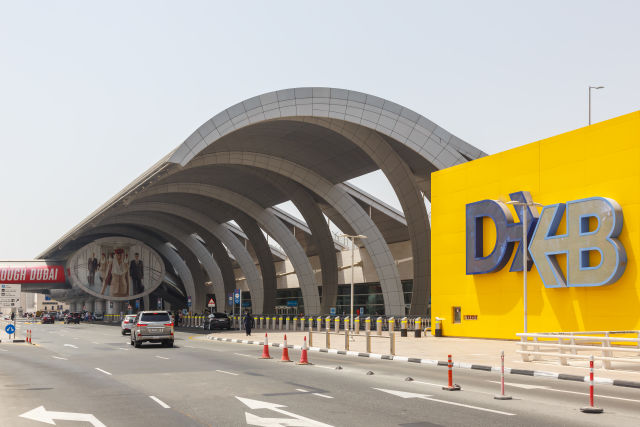 Dubai Airport March 18: UAE Airspace Reopens After Tuesday Closure, Emirates and Etihad Back in the Air