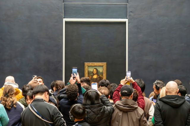 Tourist Attractions That Disappoint in Person (We're Sorry, Mona Lisa)