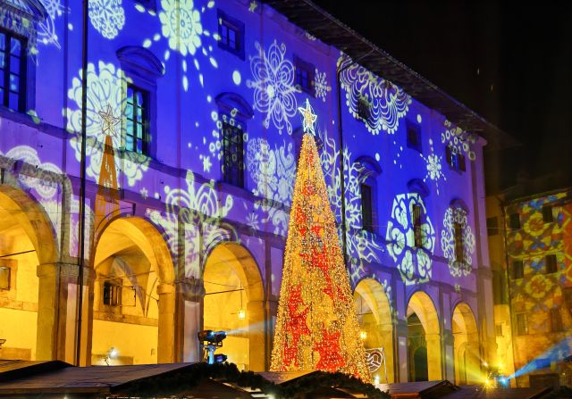 Italy's Christmas Express From Rome to Arezzo Is Back for 2026