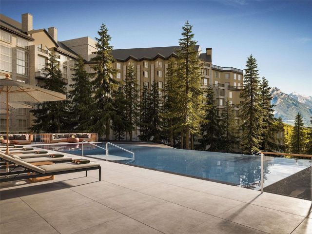 Rimrock Banff, Emblems Collection (rated 4.4/5 on Tripadvisor) reopened after a major property-wide transformation and is now the first Emblems Collection hotel in North America.