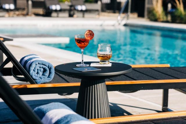 The Trail Hotel Kentucky Bourbon by the Pool