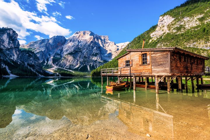 Dolomitas: Escapada de Cuento a Italia con Alojamiento y Consejos