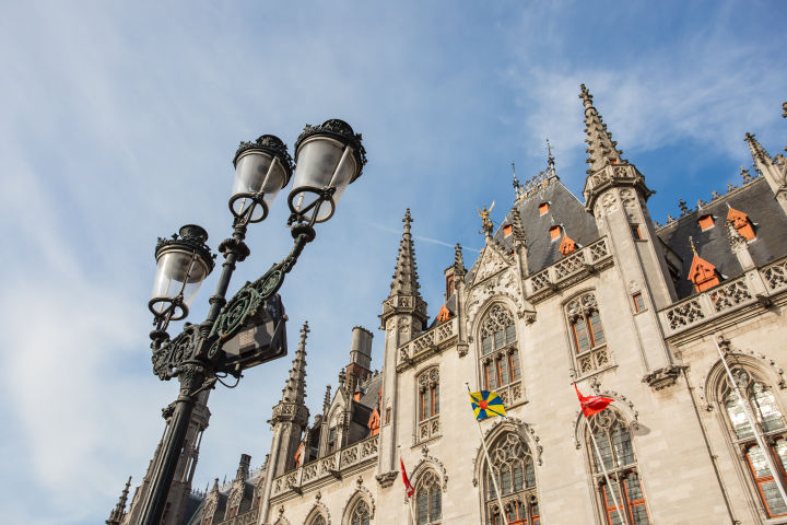 Met de trein naar bruisend Brugge | VakantiePiraten