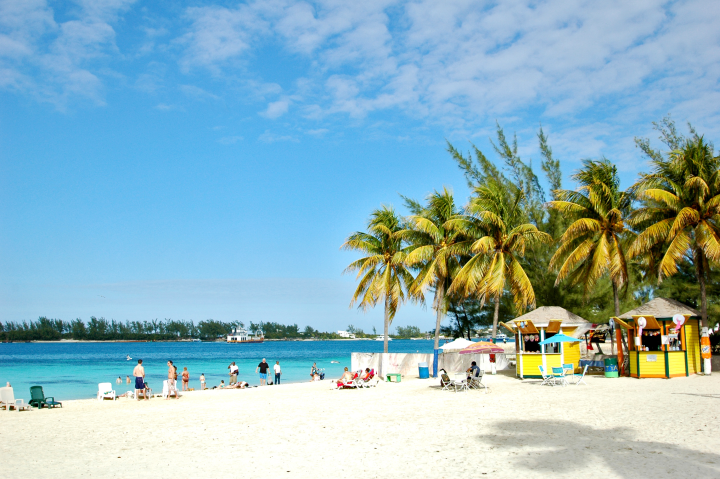 Cheap Bahamas Flights from $187 Round Trip