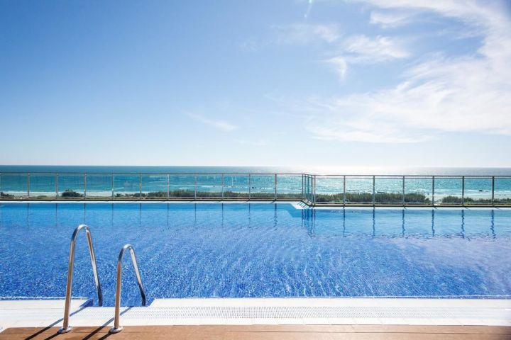 Hotel 4* a pie de playa en Costa Ballena 🏖️🐳