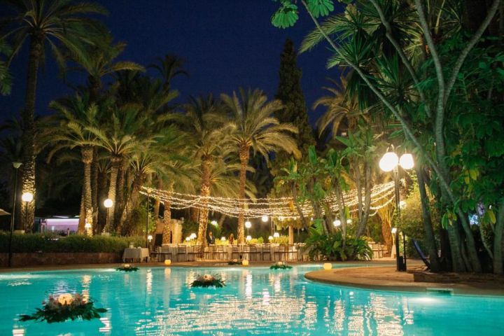 🌴 Escapada 4* al Palmeral de Elche