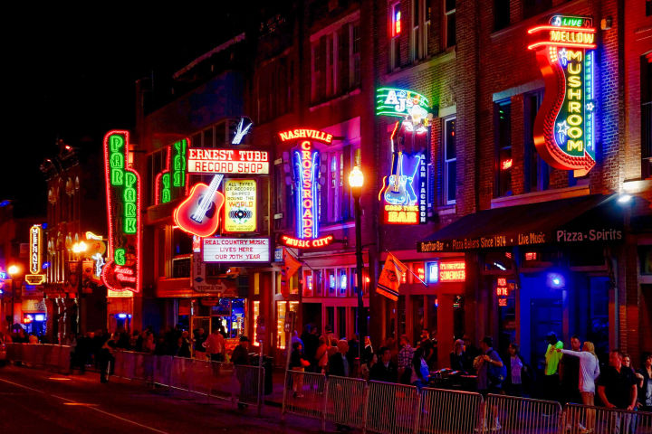Epic group trip to NASHVILLE?