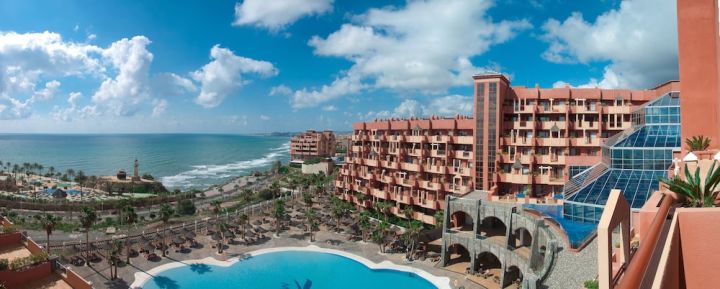 💦 Hotel 4* en la Costa del Sol con parque acuático 