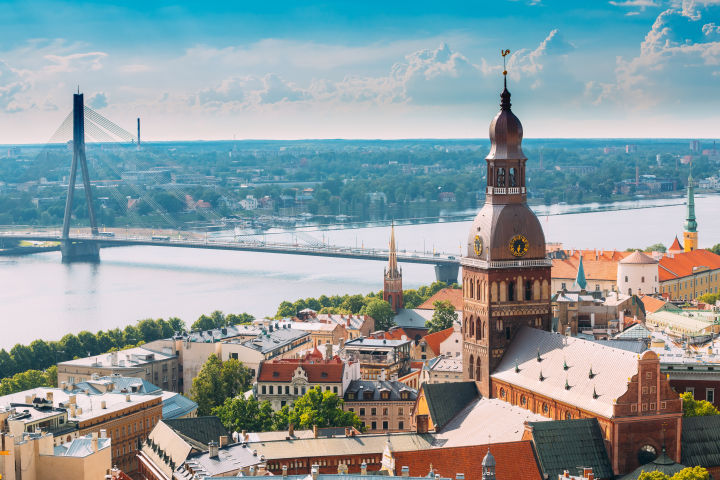 Viaje a Riga: Oferta de Vuelo y Hotel