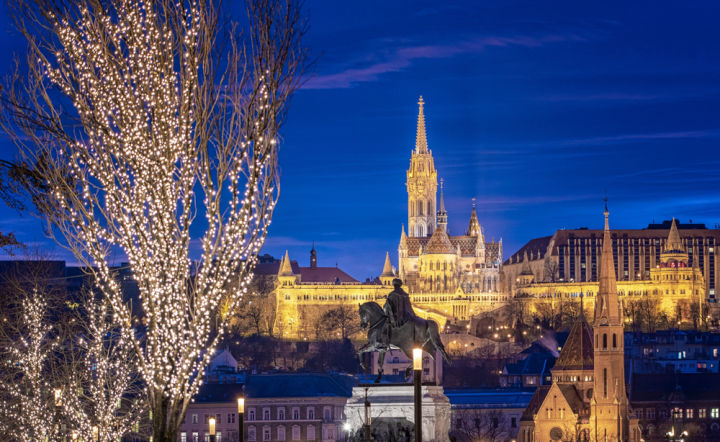 Budapest city break: flights + 4๐ boutique hotel ๐