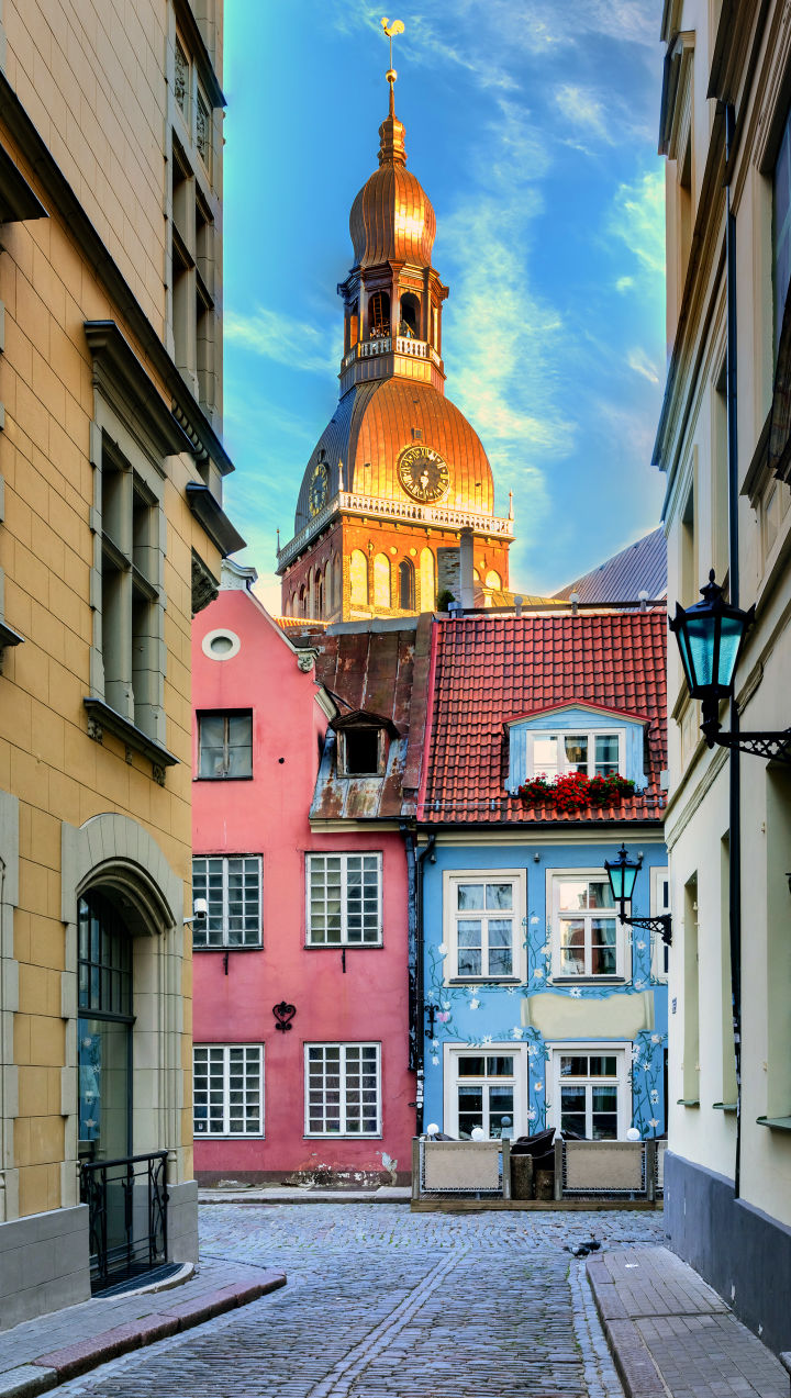 Riga In Spring 🇱🇻 Don't Miss Spring in Riga, Latvia for under $450 bucks! 🇱🇻