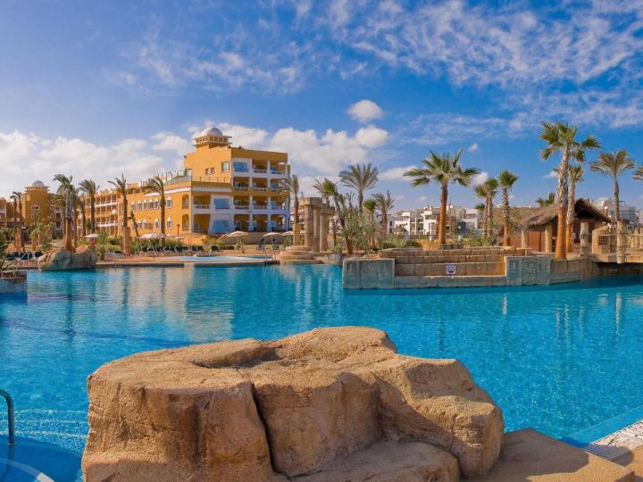 ☀️ Hotel 4 Estrellas en Almería con Desayuno y Toboganes Acuáticos