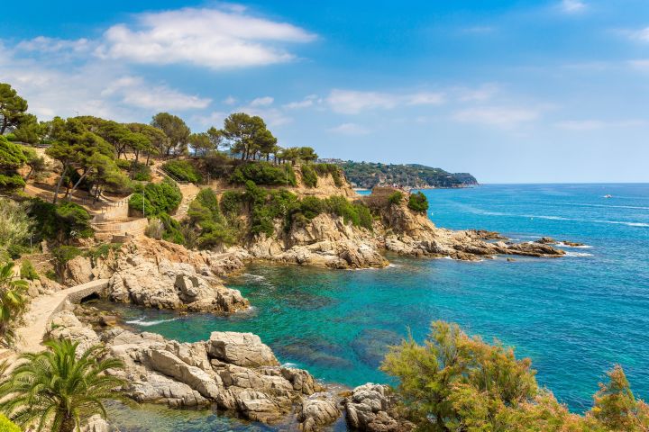 In de meivakantie naar Lloret de Mar | VakantiePiraten