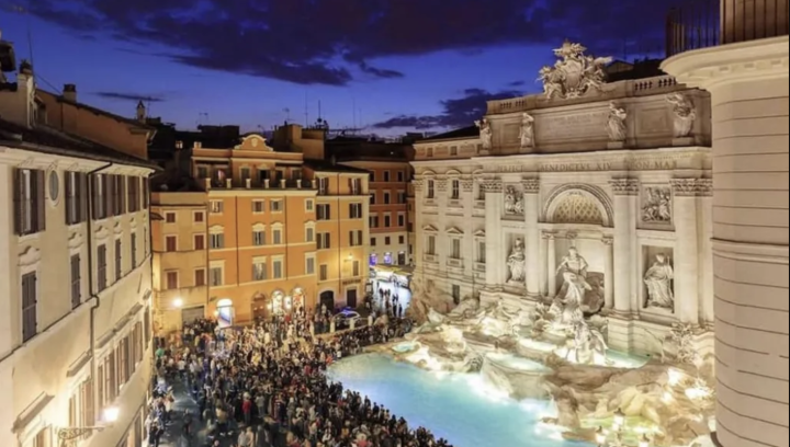 Viaje a Roma en hotel con vistas a la Fontana di Trevi 😍