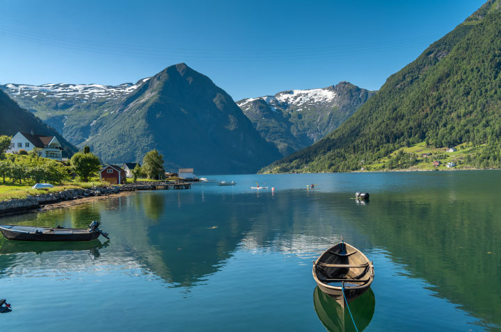 Viajes en Familia: Fiordos Noruegos, Japón y Escocia