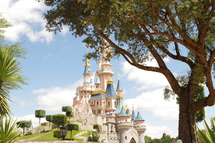 Viaje Económico a Disneyland París