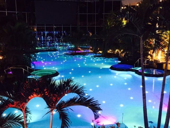 Book a Bucharest mini-break and visit Europe's biggest SPA ๐