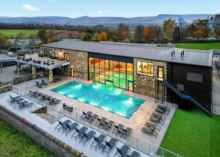 2-night weekend getaway near the Lake District