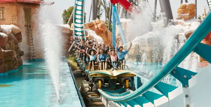 Escapada a PortAventura con Hotel y Desayuno