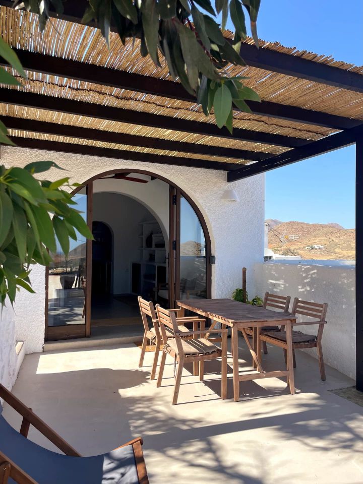 Alojamiento único en Cabo de Gata: casa rural con terraza