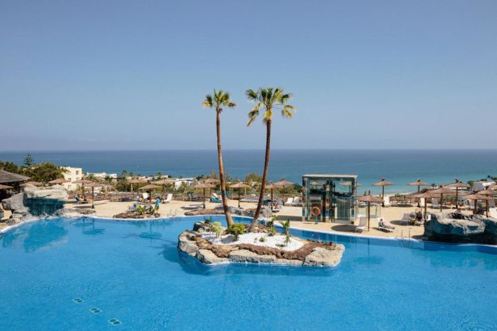Fuerteventura 4★ all-inclusive December week with flights from £370pp
