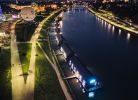 Hotel New Port - Premium Floating Aparthotel pływający hotel na Wiśle w Krakowie z widokiem na Wawel